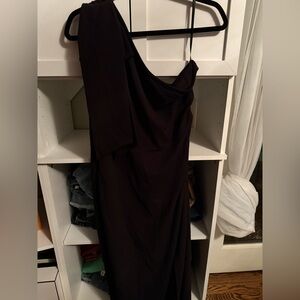 Chic One-Shoulder Black Dress